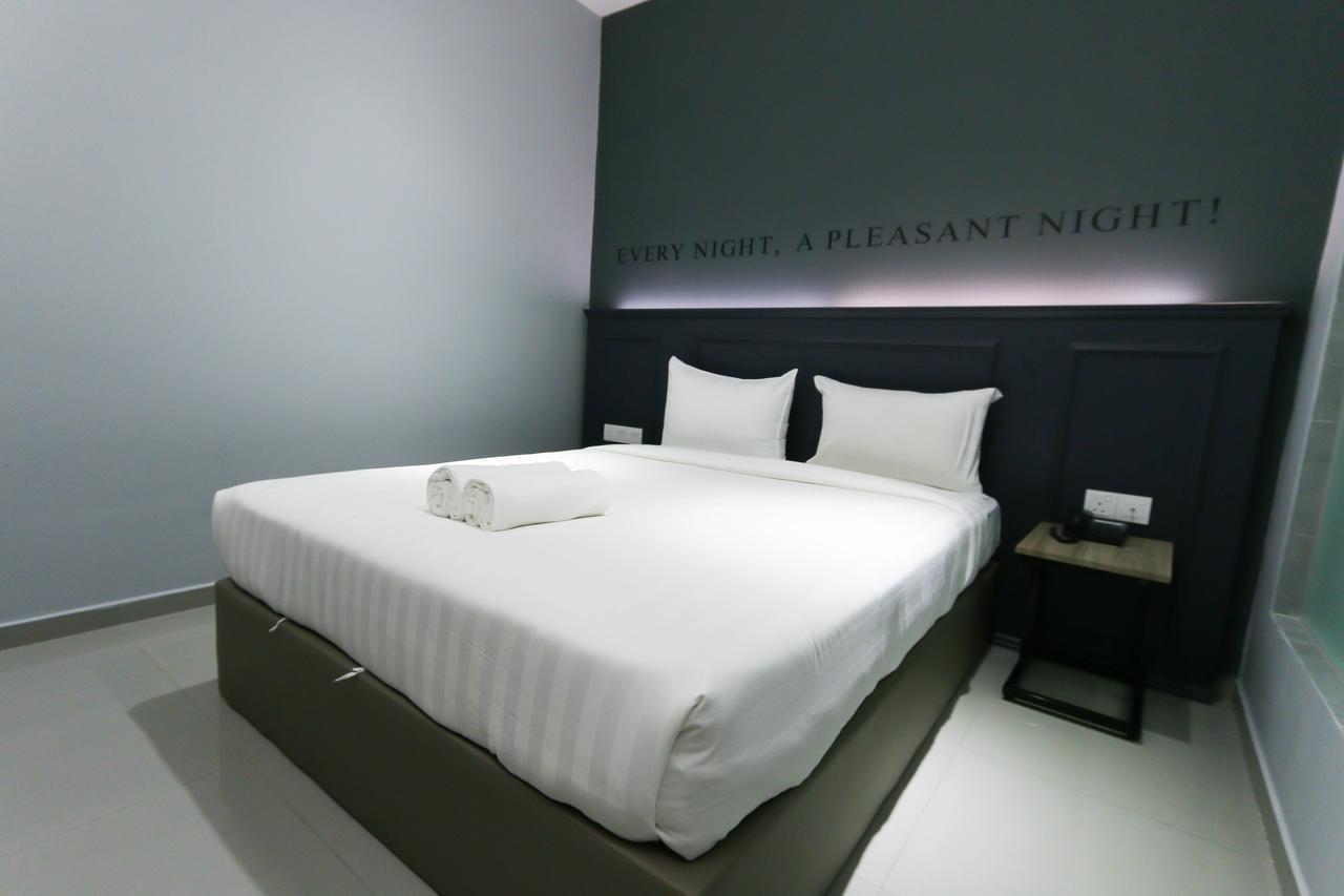 Hotel 99 Sri Petaling クアラルンプール エクステリア 写真