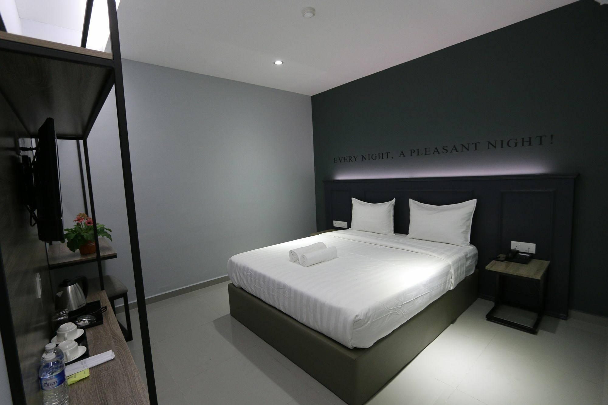 Hotel 99 Sri Petaling クアラルンプール エクステリア 写真