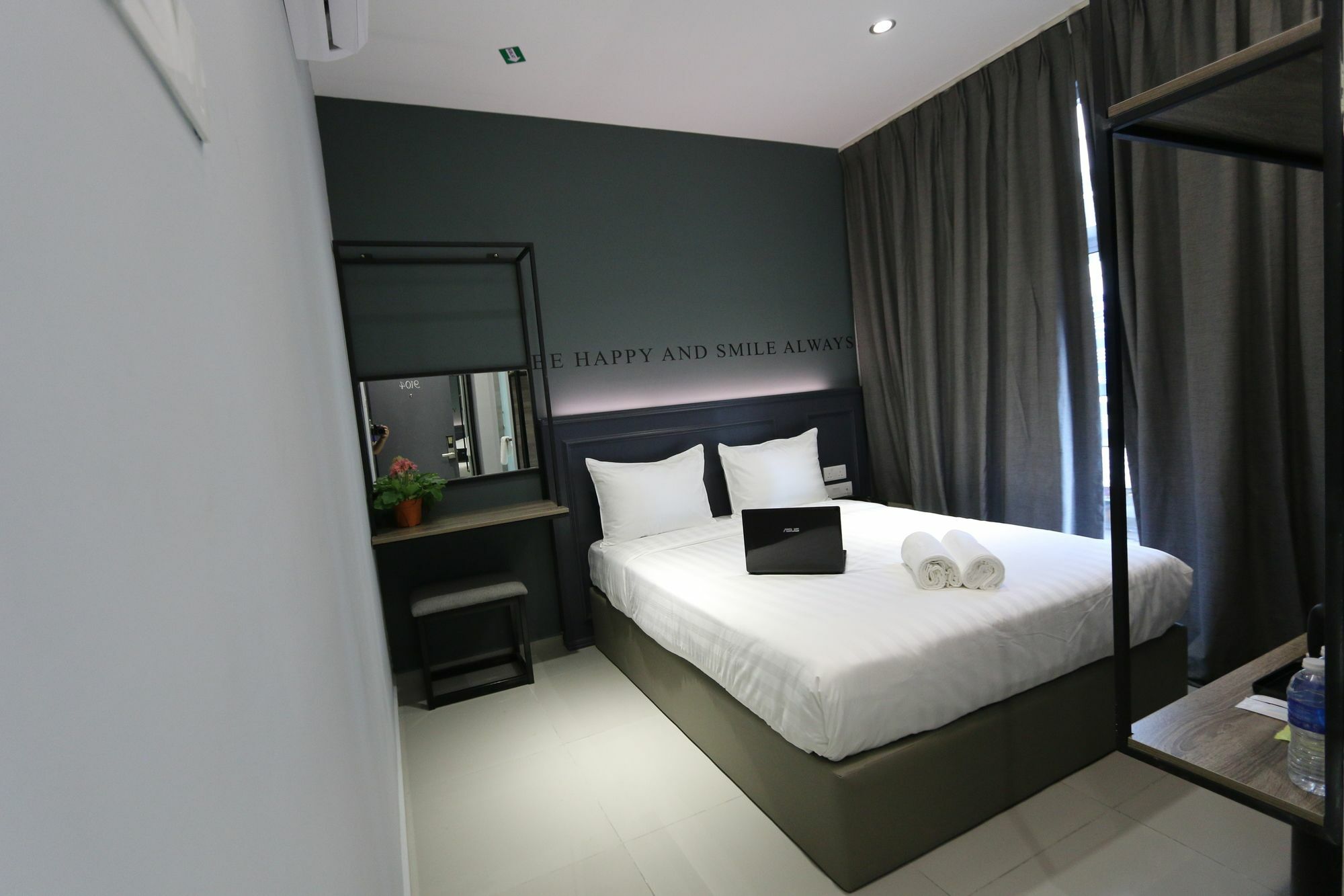 Hotel 99 Sri Petaling クアラルンプール エクステリア 写真
