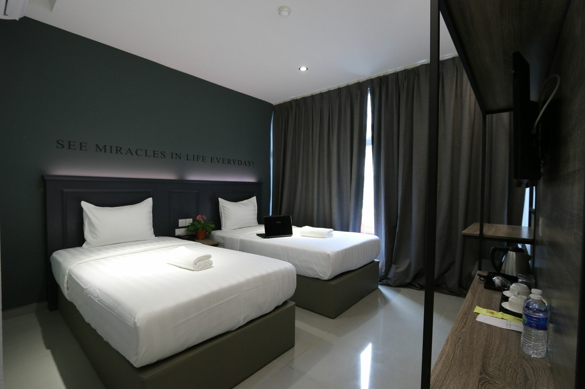 Hotel 99 Sri Petaling クアラルンプール エクステリア 写真