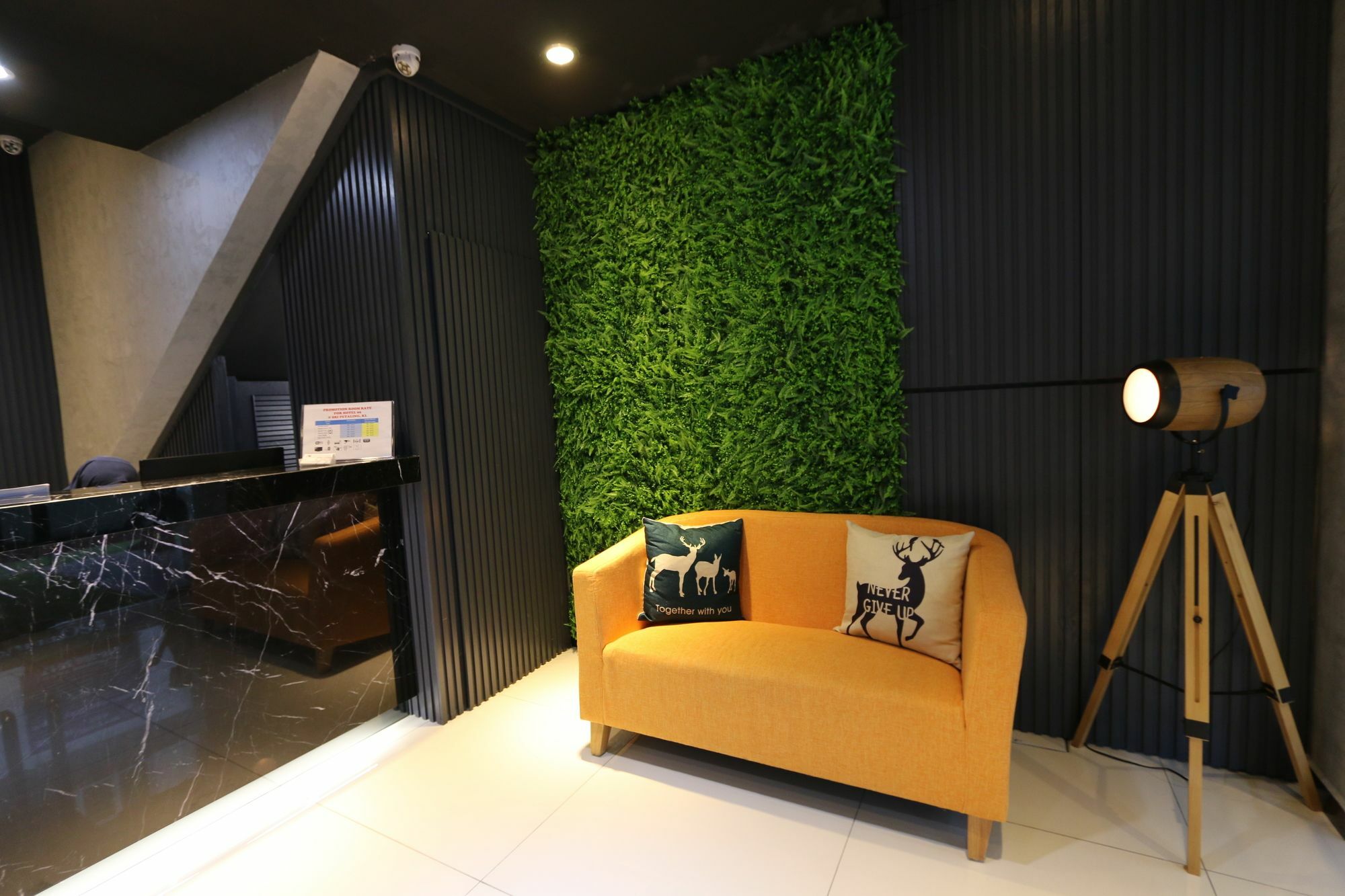 Hotel 99 Sri Petaling クアラルンプール エクステリア 写真